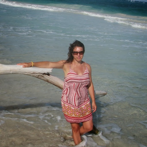 Marisel Rodriguez Photo 16
