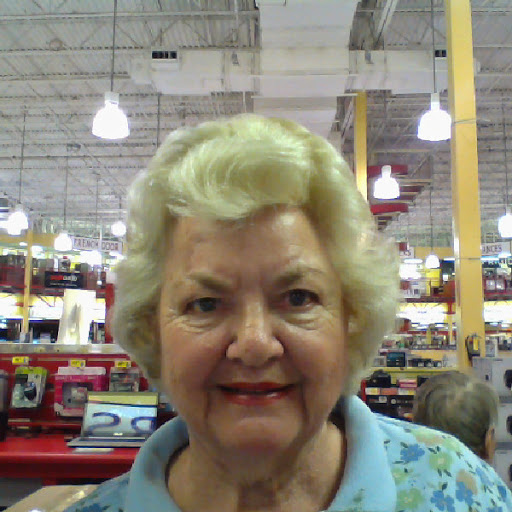 Janice Pryor Photo 13