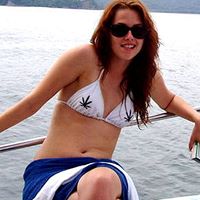 Kristen Cohen Photo 26