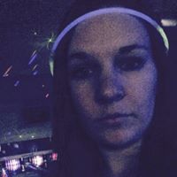 Margaret Ackerman Photo 12