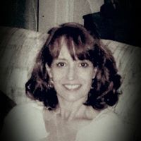 Sharon Caldwell Photo 17