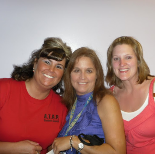 Stacie Clark Photo 34