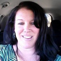Kelly Strickland Photo 33