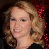 Lindsay Dunn Photo 22