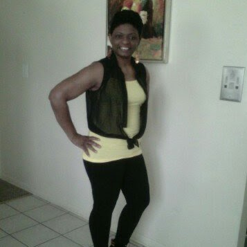 Leslie Collins Photo 30