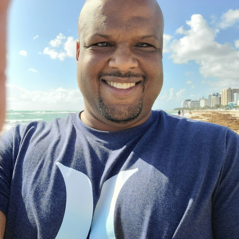 Peter Mcmillan Photo 32