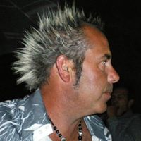 Carlos Cazador Photo 4