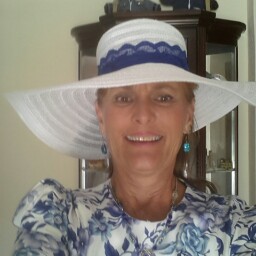 Barbara Buckley Photo 38