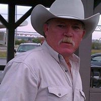 Tracy Tomlin Photo 5