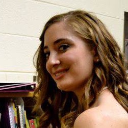 Emily Pettit Photo 29