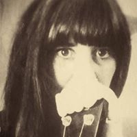 Tracie Powers Photo 17