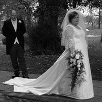 Elaine Cooke Photo 13