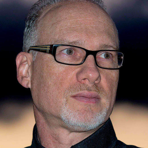 Alan Jacobson Photo 17