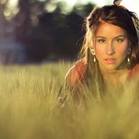 Victoria Cyrus Photo 10