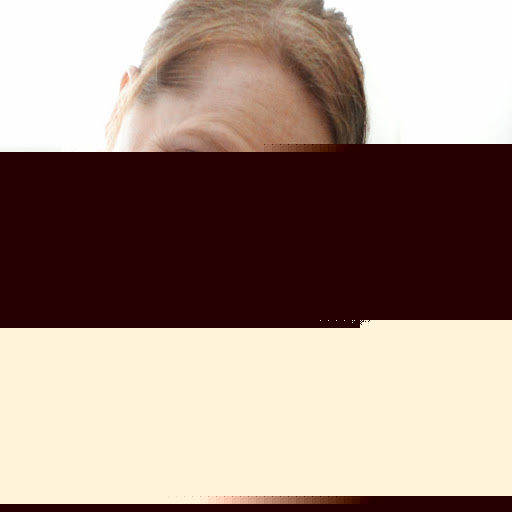 Stephanie Avey Photo 5