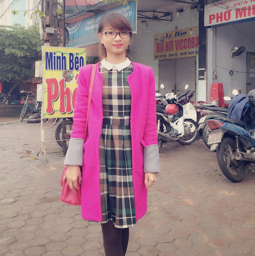 Lien Pham Photo 24