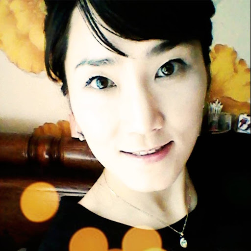 Rosa Yoon Photo 17