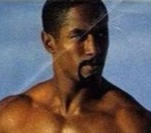 Michael Dicks Photo 29