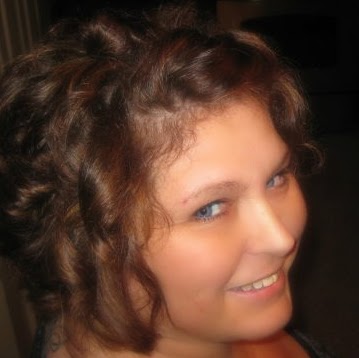 Angie Sharp Photo 36