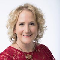 Laurie Heath Photo 27
