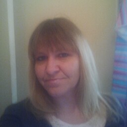 Angela Hayden Photo 18