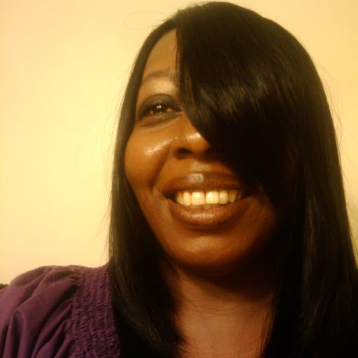 Essie Brown Photo 14