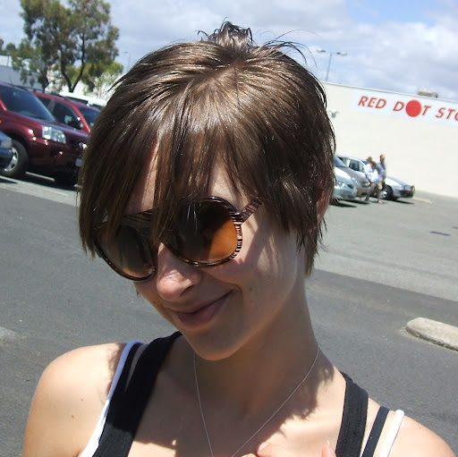 Lisa Grey Photo 32