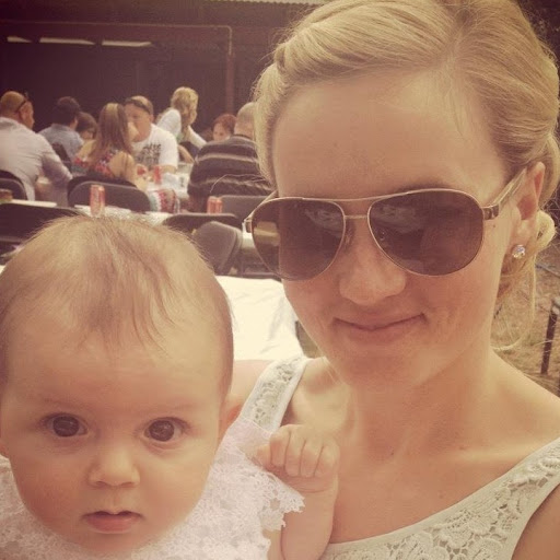 Tara Griffiths Photo 6