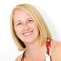 Julie Mcintosh Photo 7