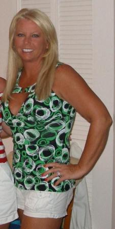 Tina Davis Photo 27