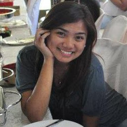 Julia Reyes Photo 36