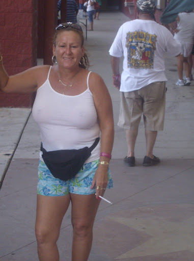 Connie Barnett Photo 17