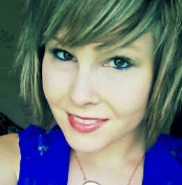 Lauren Hodges Photo 35