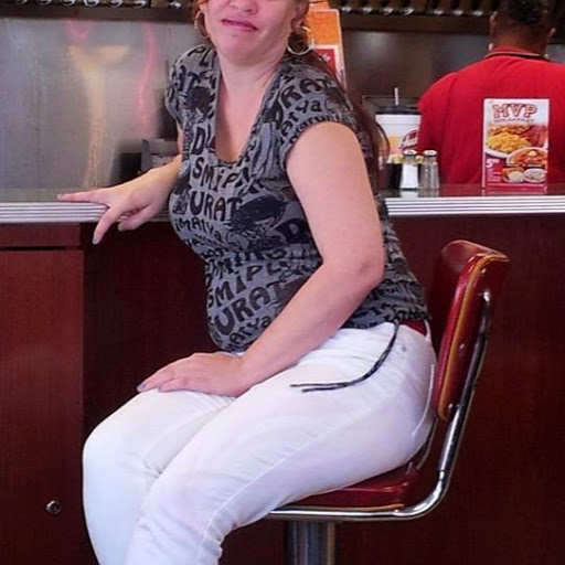 Beverly Burke Photo 18