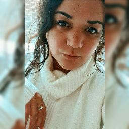 Ana Chambers Photo 7