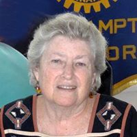 Ruth Dowling Photo 11