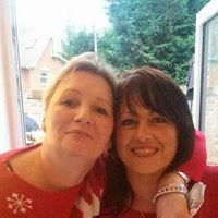 Lisa Whittaker Photo 44
