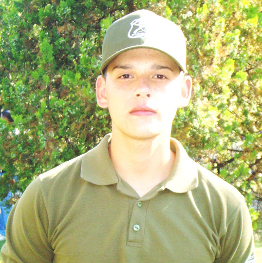 Erick Valenzuela Photo 16