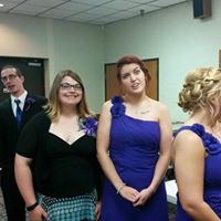 Kristine Cox Photo 30