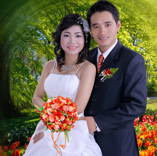Hoa Tran Photo 39