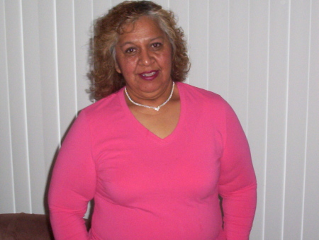 Diana Flores Photo 12