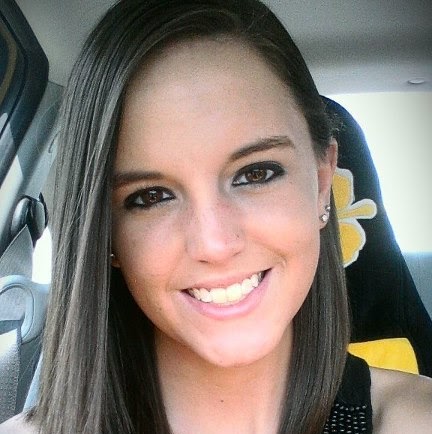 Megan Bailey Photo 12