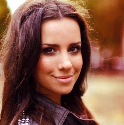 Melissa Feldman Photo 15