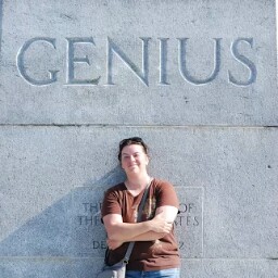 Amy Cummings Photo 18