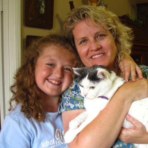 Kristin Gates Photo 10