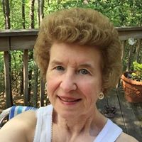 Renee Jacobsen Photo 23