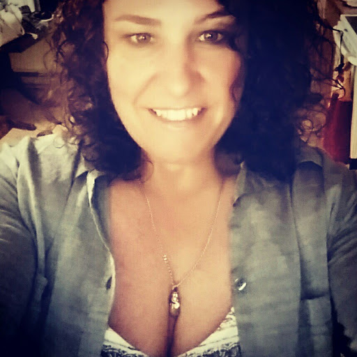 Tammy Weeks Photo 30