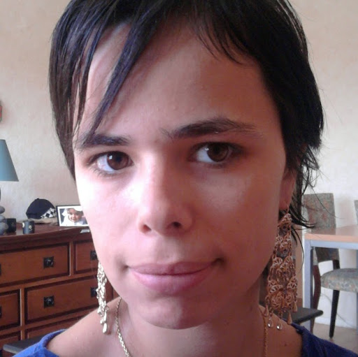 Catherine Delgado Photo 14