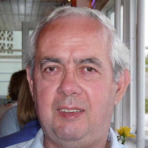 Carl Holland Photo 30