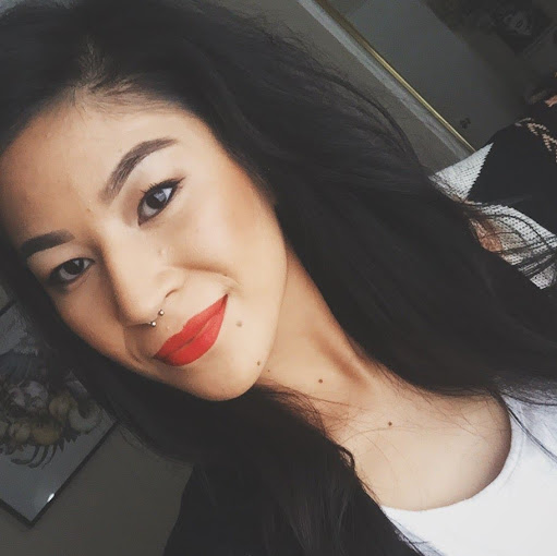 Stephanie Moon Photo 14